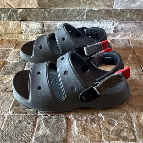 Crocs sandals with adjustable strap - Picture 3 of 8